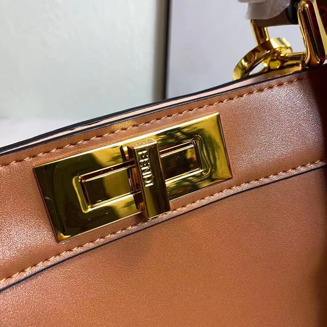 FENDI PEEKABOO ICONIC MEDIUM brown leather bag F6946