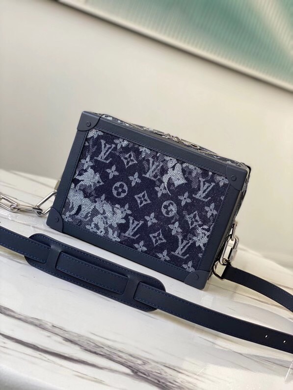 Louis vuitton MINI SOFT TRUNK M80033