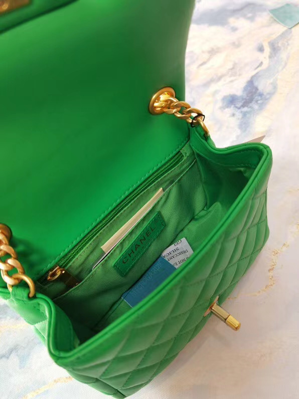 Chanel flap bag Lambskin Resin & Gold-Tone Metal AS2379 green