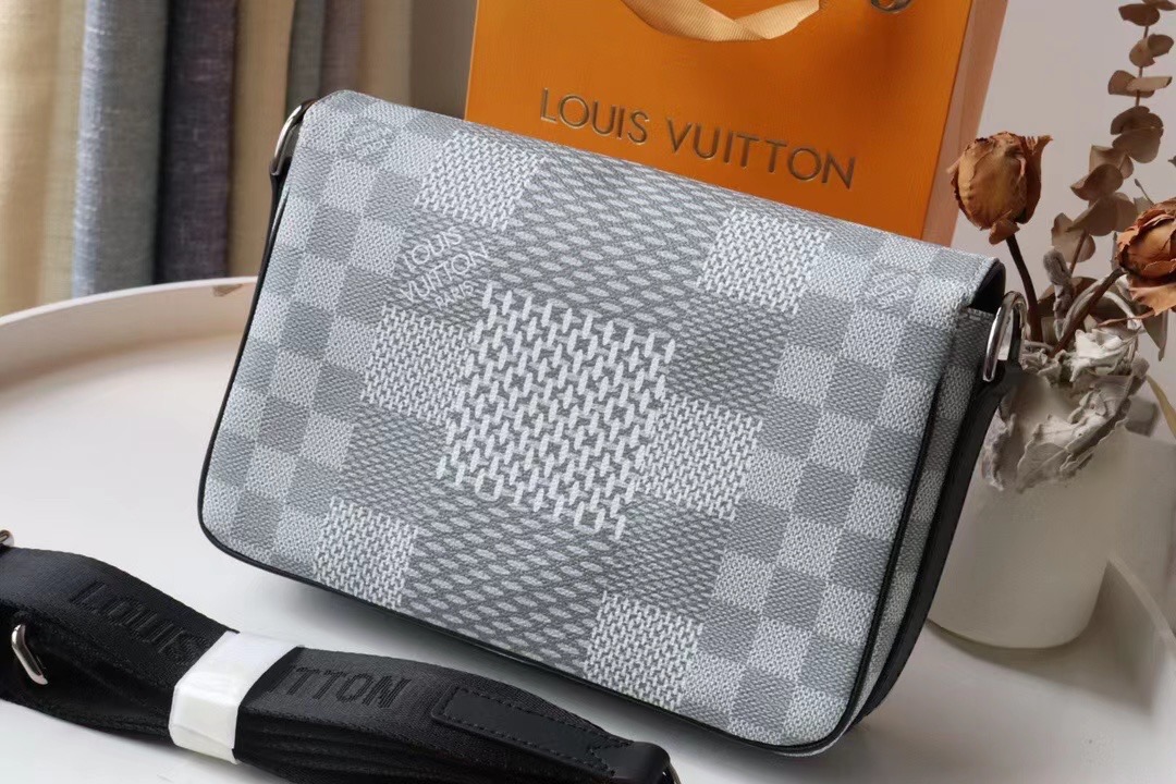 Louis Vuitton Original STUDIO MESSENGER N50013 gray