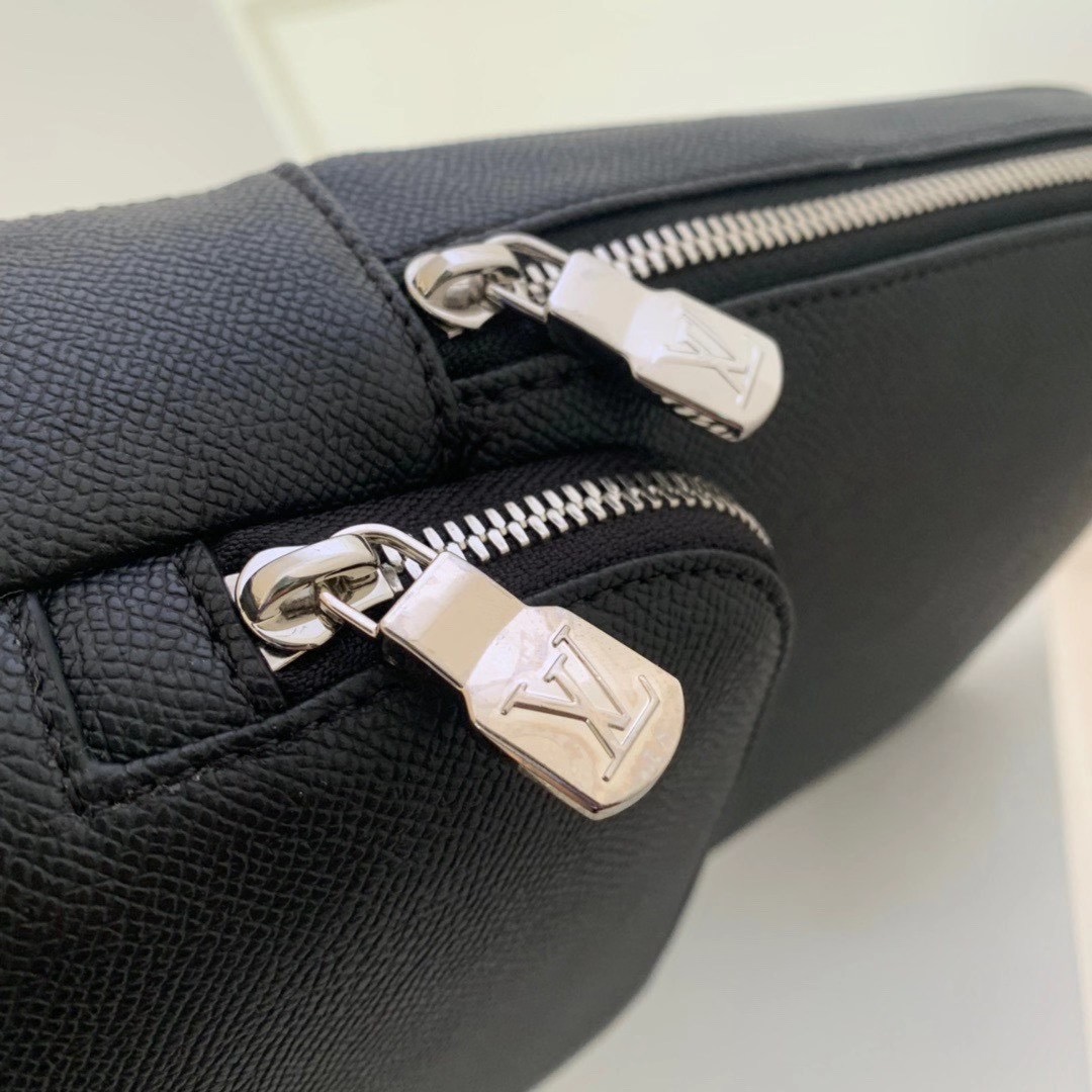 Louis vuitton AVENUE SLING BAG M30701 black