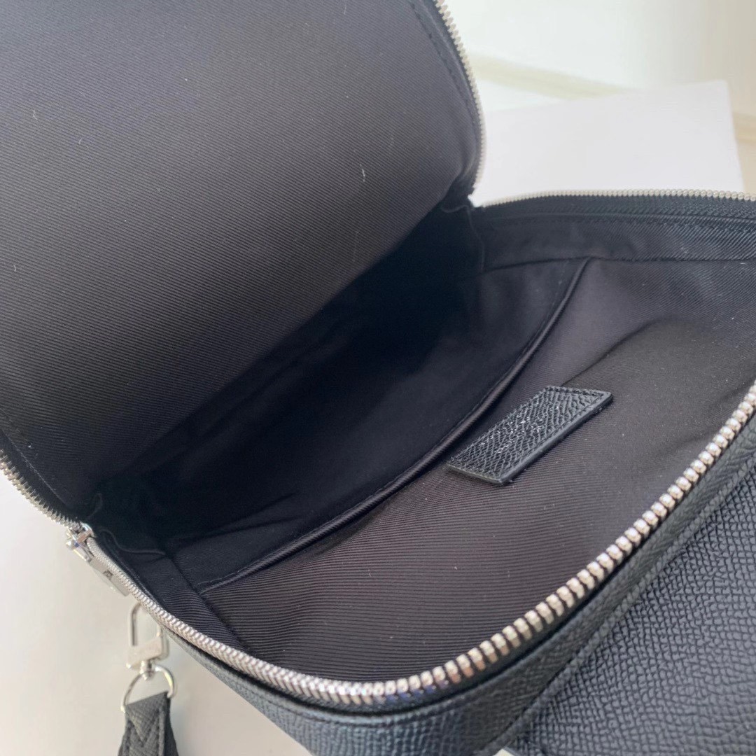 Louis vuitton AVENUE SLING BAG M30701 black