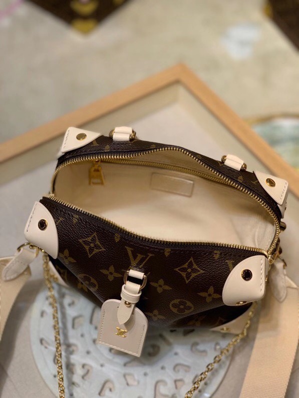 Louis vuitton original leather PETITE MALLE SOUPLE M45531 cream