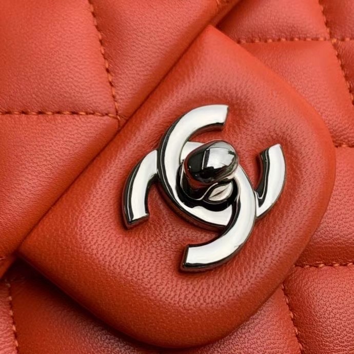 chanel classic handbag Lambskin & silver Metal A01112 red