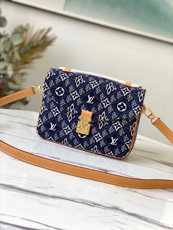 Louis vuitton SINCE 1854 POCHETTE METIS M57395 blue