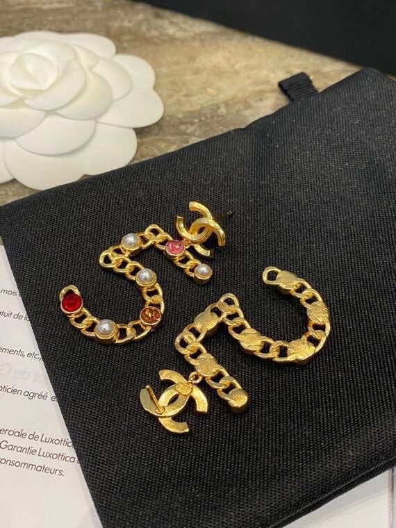 Chanel Earrings CE6121