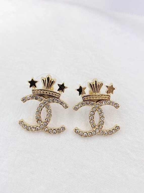 Chanel Earrings CE6135