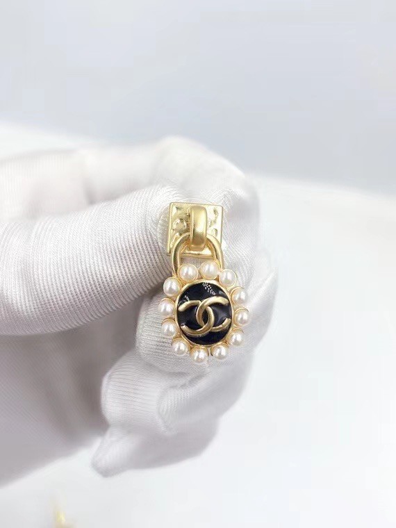 Chanel Earrings CE6141