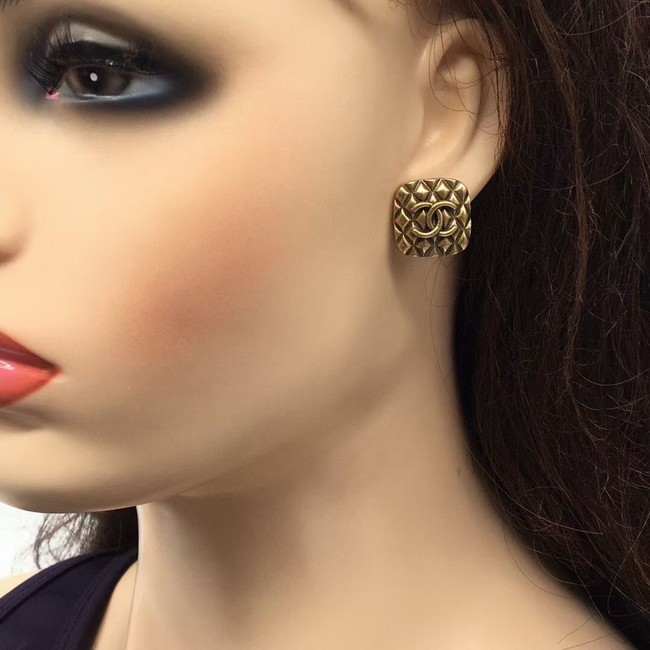 Chanel Earrings CE6168