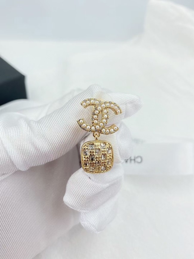 Chanel Earrings CE6185