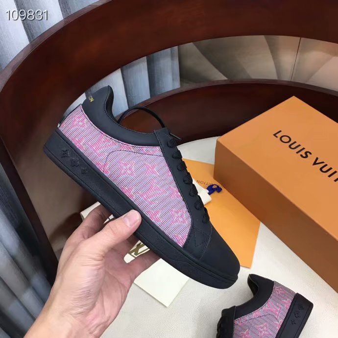 Louis Vuitton Shoes LV1074DS-1