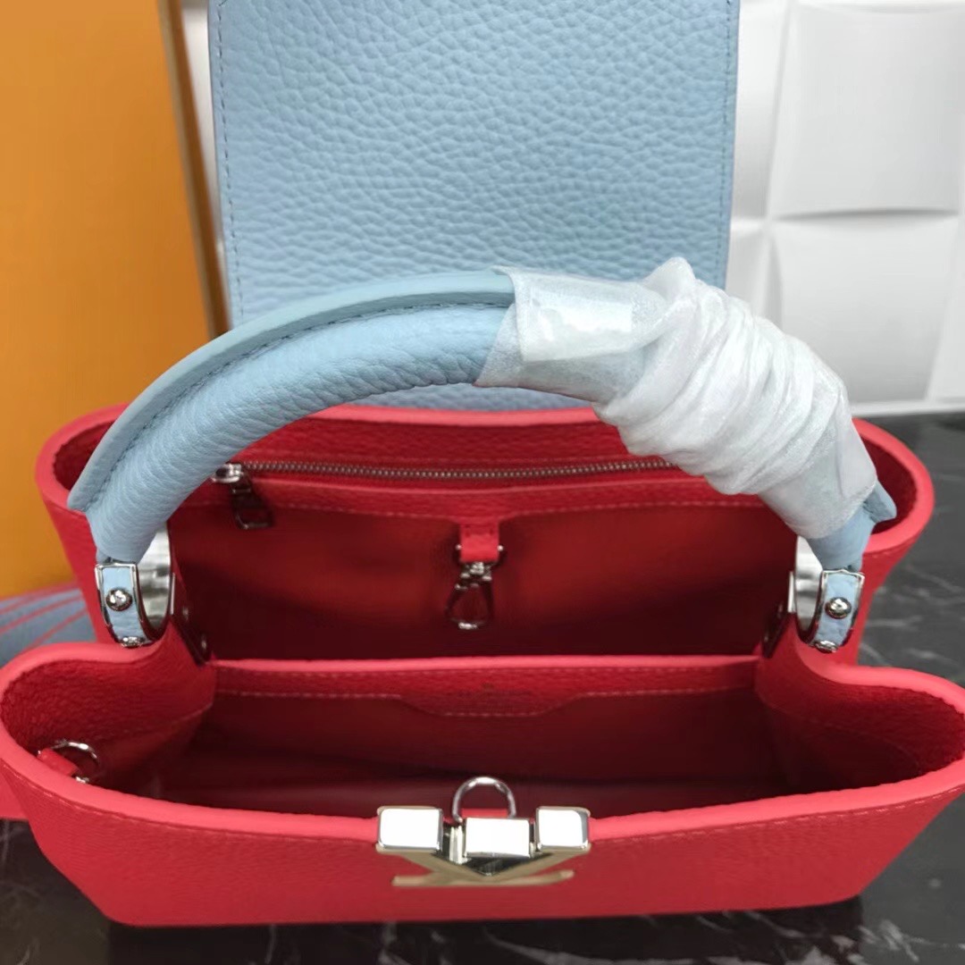 Louis Vuitton CAPUCINES PM M57519 red&blue