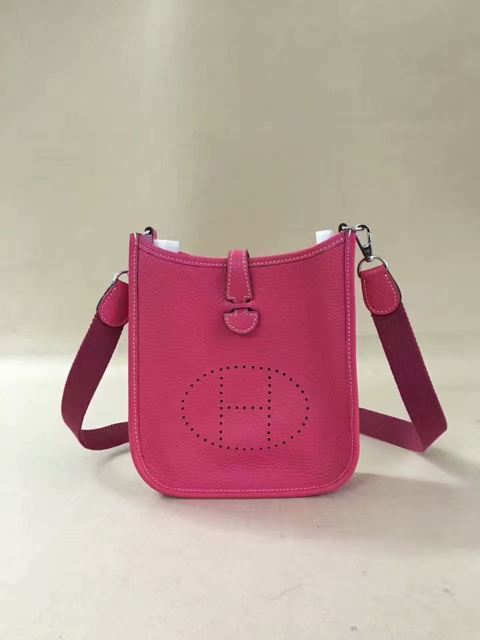 Hermes Evelyne original togo leather mini Shoulder Bag H15698 rose