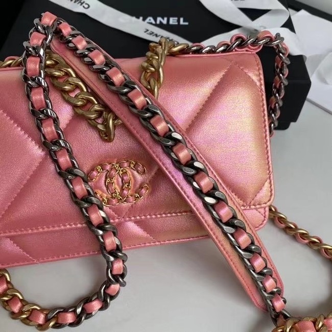 Chanel 19  Iridescent Calfskin Chain Wallet AP0957 pink