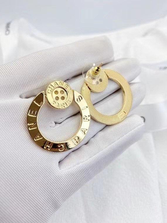 Chanel Earrings CE6284