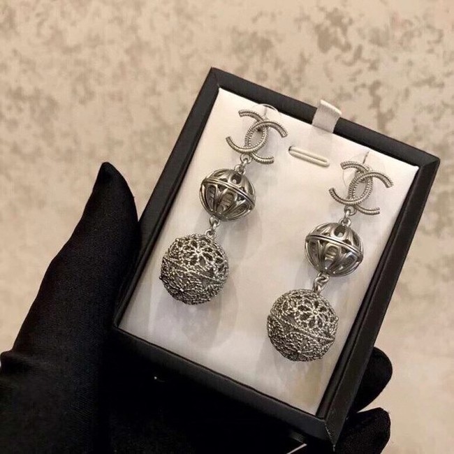 Chanel Earrings CE6301