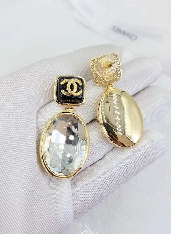 Chanel Earrings CE6307