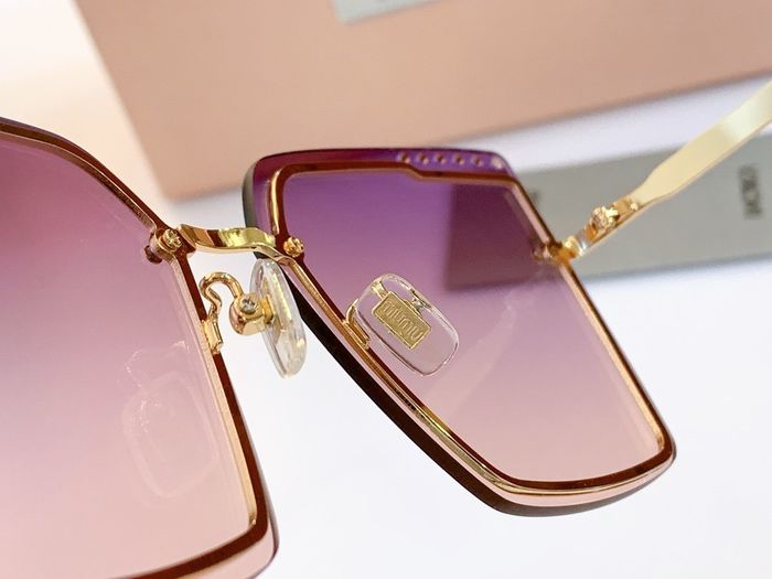 Miu Miu Sunglasses Top Quality M6001_0044