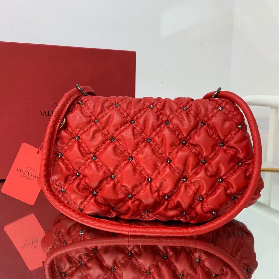 Valentino medium Garavani Roman Stud V3178 red