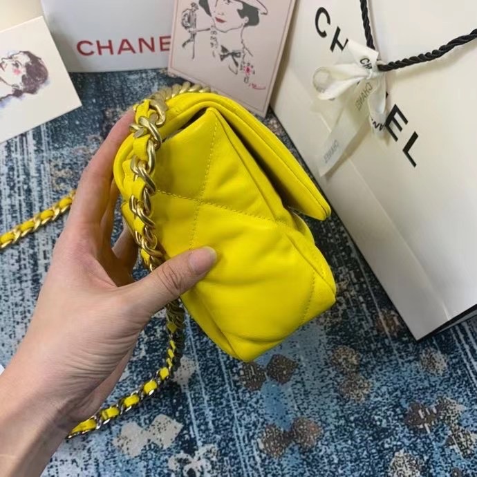 Chanel 19 flap bag AS1160 AS1161 AS1162 yellow