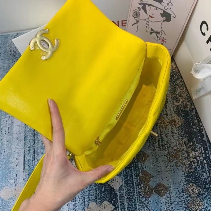 Chanel 19 flap bag AS1160 AS1161 AS1162 yellow