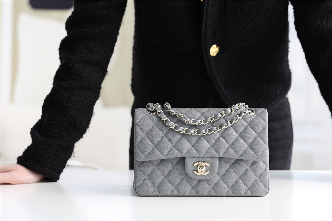 Chanel Small Classic Handbag Grained Calfskin & silver-Tone Metal A01113 grey