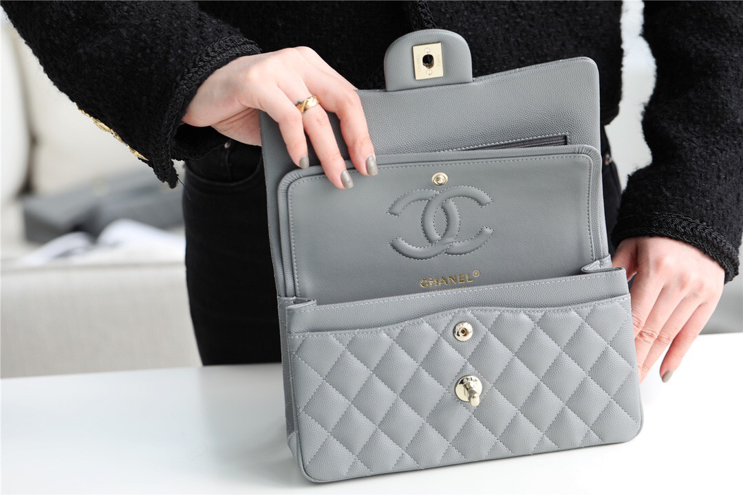 Chanel Small Classic Handbag Grained Calfskin & silver-Tone Metal A01113 grey