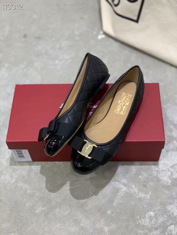 Ferragamo Shoes FL977FC-1