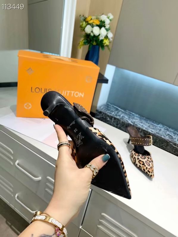 Louis Vuitton Shoes LV1092DS-1