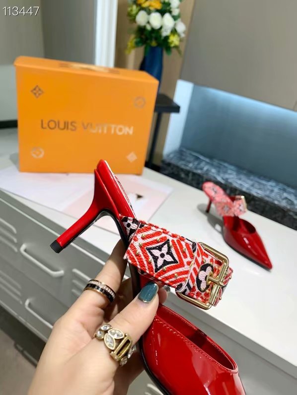 Louis Vuitton Shoes LV1092DS-4