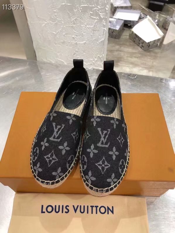 Louis Vuitton Shoes LV1095XB-1