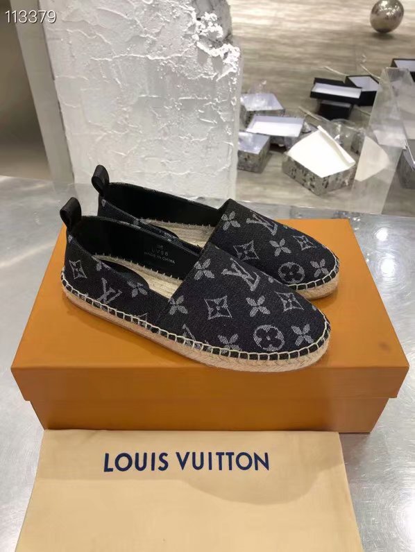 Louis Vuitton Shoes LV1095XB-1