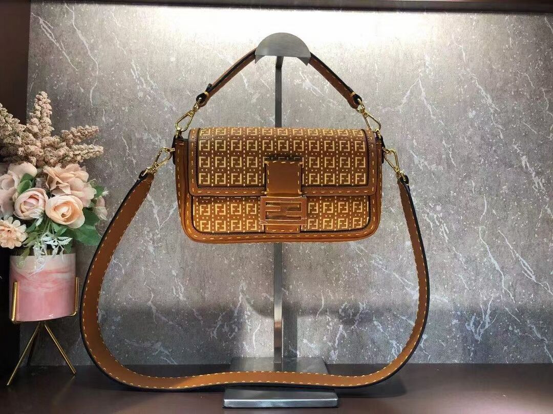 FENDI BAGUETTE Bag F1520 brown