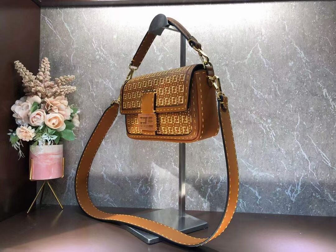 FENDI BAGUETTE Bag F1520 brown