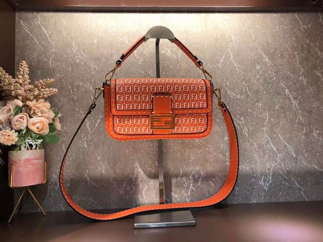 FENDI BAGUETTE Bag F1520 orange