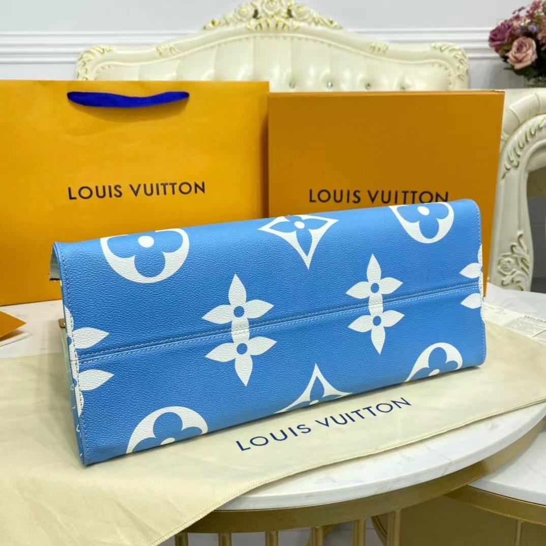 Louis Vuitton ONTHEGO MM M57639 blue