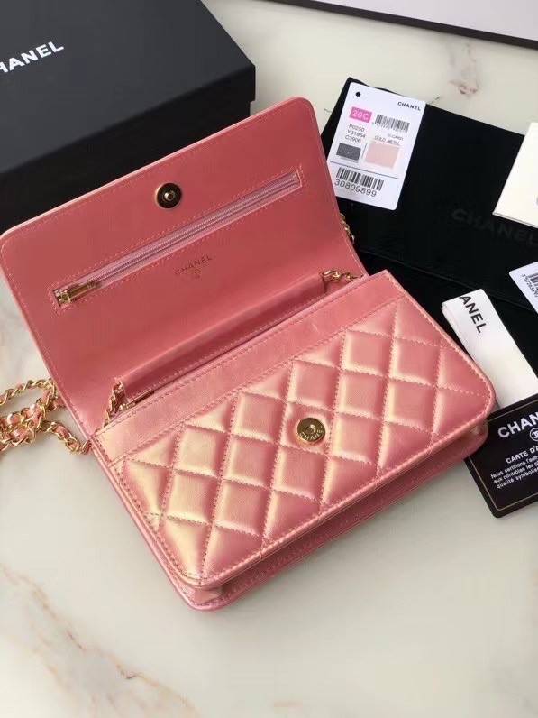 Chanel Iridescent Calfskin Chain Wallet 33814 pink