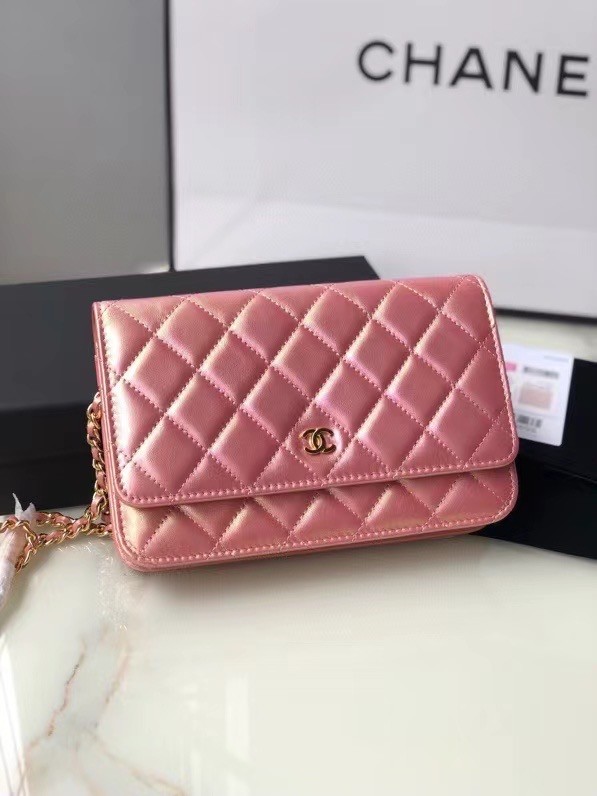 Chanel Iridescent Calfskin Chain Wallet 33814 pink