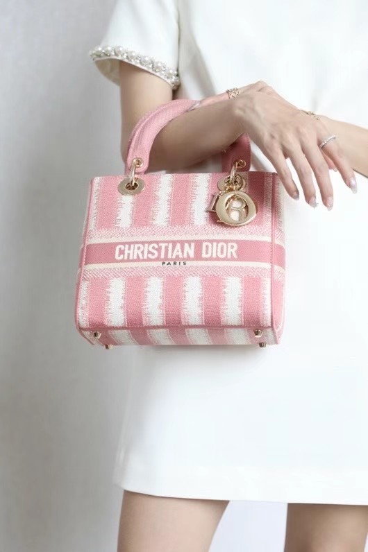 DIOR MEDIUM LADY D-LITE BAG Pink D-Stripes Embroidery M0565