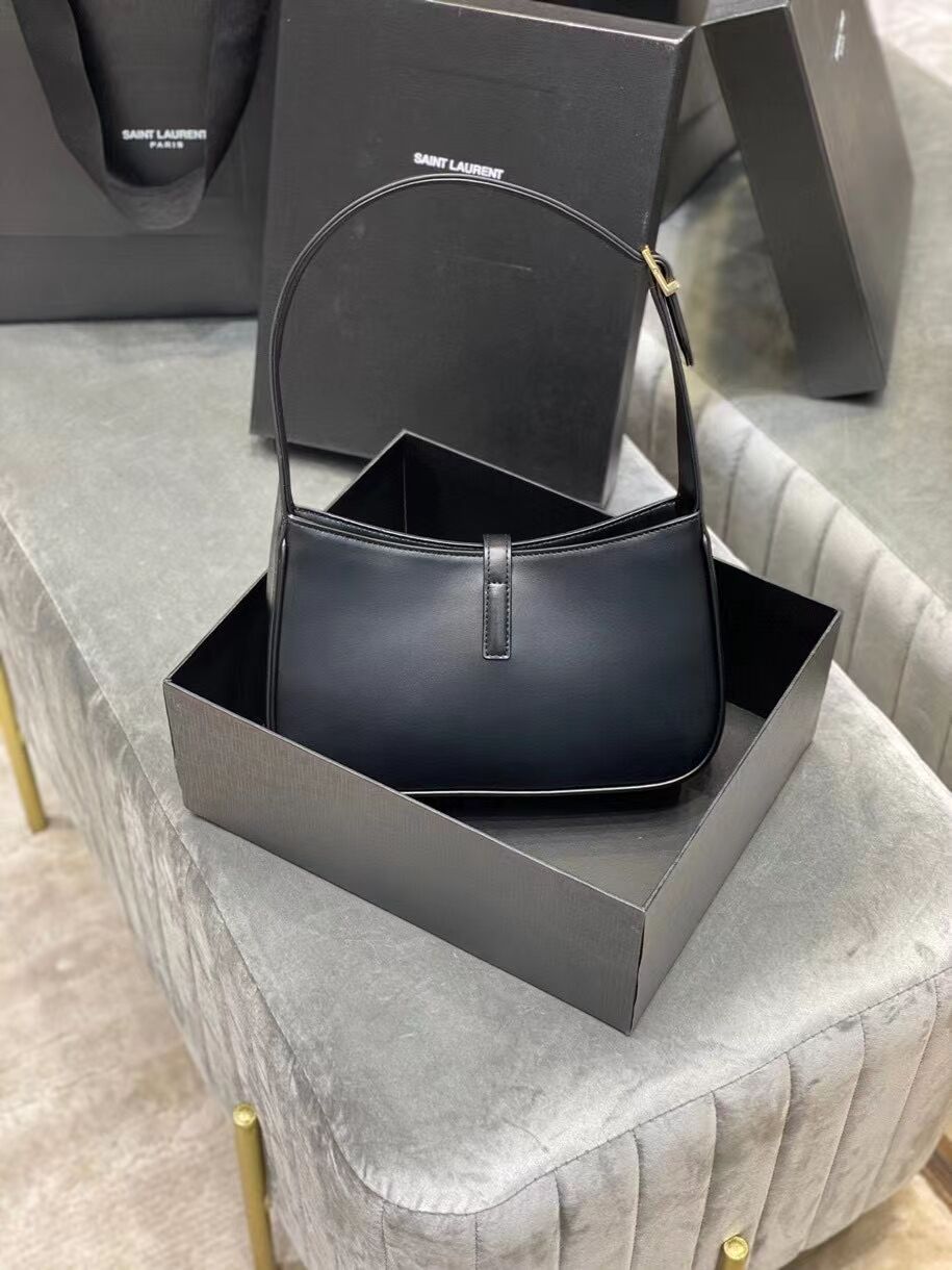 YSL TOP HANDLE BAG IN SHINY LEATHER Y687228 black