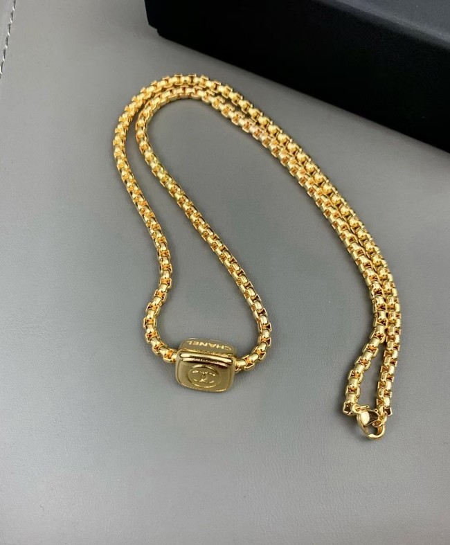 Chanel Necklace CE6412