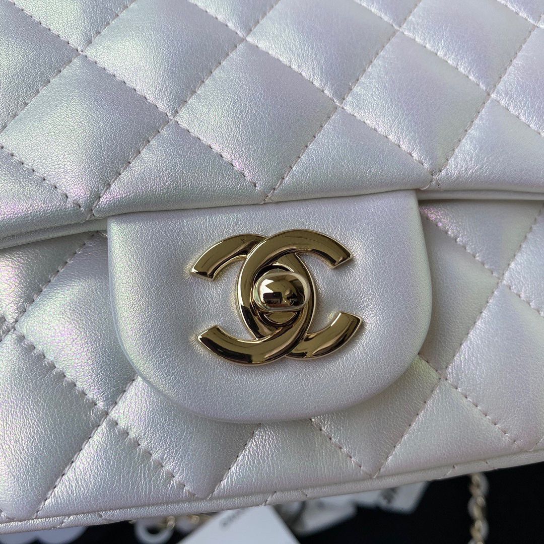 chanel flap bag Iridescent Calfskin & Light Gold-Tone AS1116 Pearl White