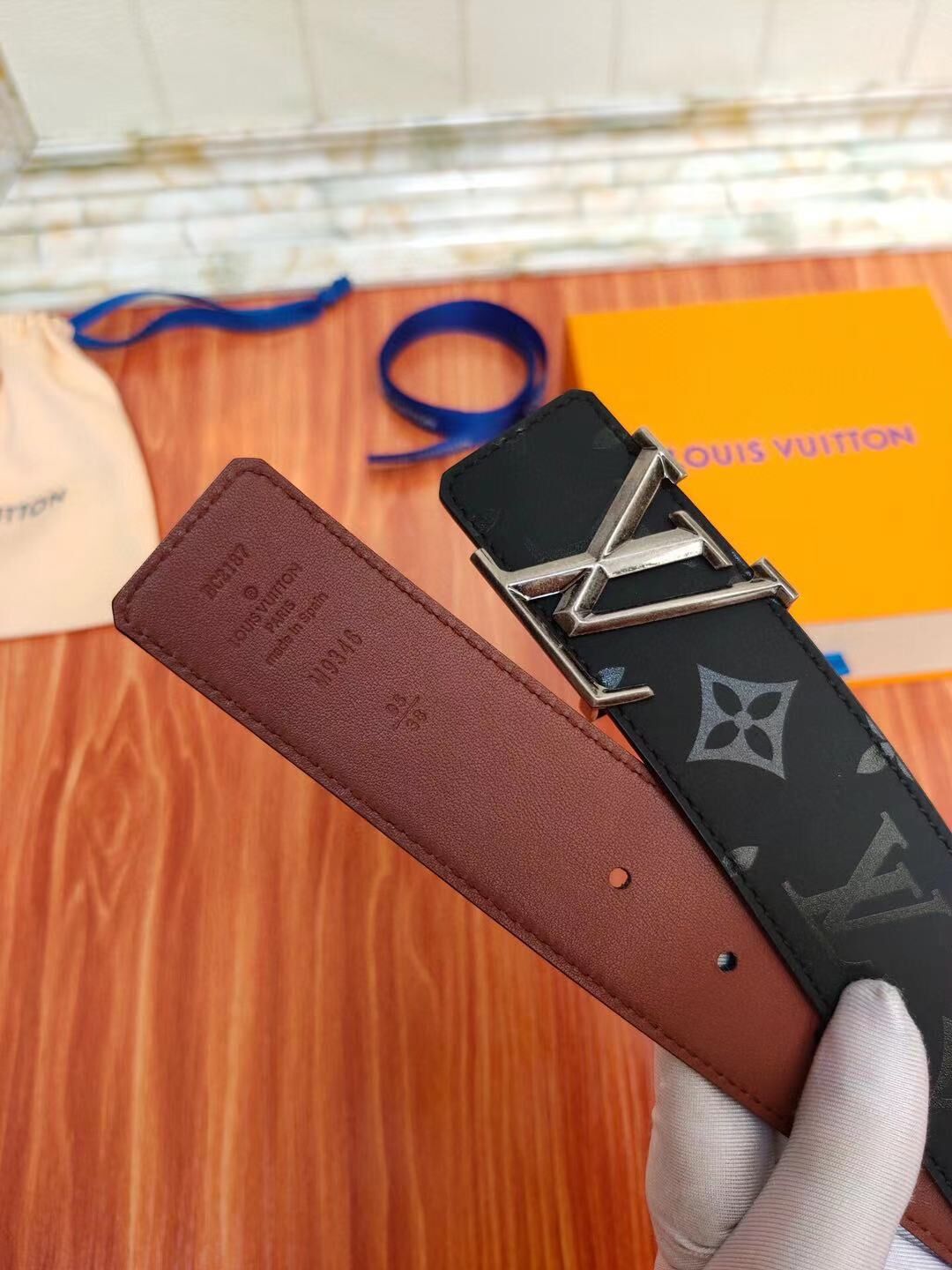 Louis Vuitton Belt LV2368 Black