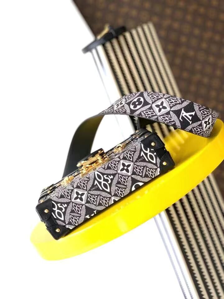 Louis Vuitton Since 1854 Bandouliere Strap J02502 Black