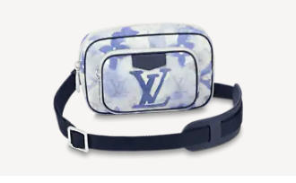 Louis Vuitton OUTDOOR POUCH M45763 Blue