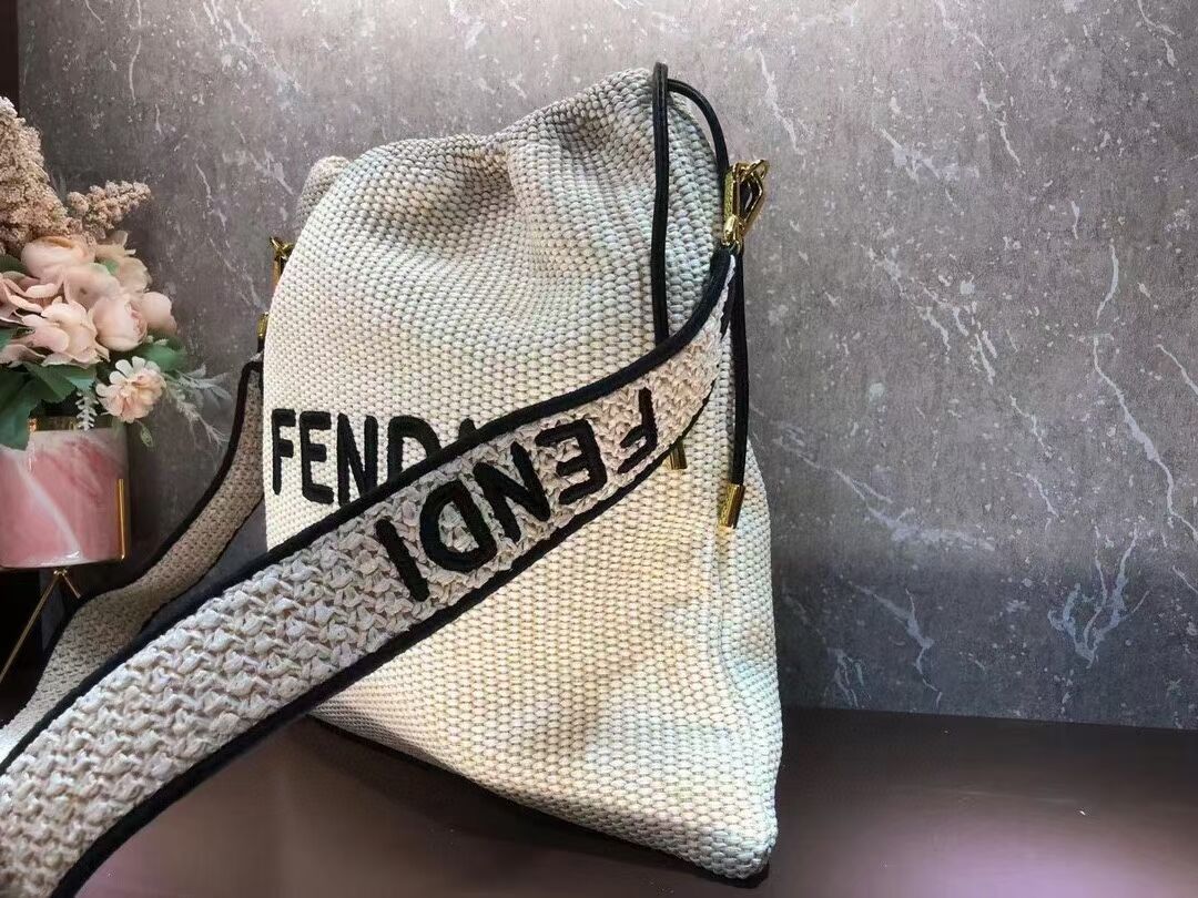 FENDI PACK SMALL POUCH Braided straw Large-bag F1529 beige