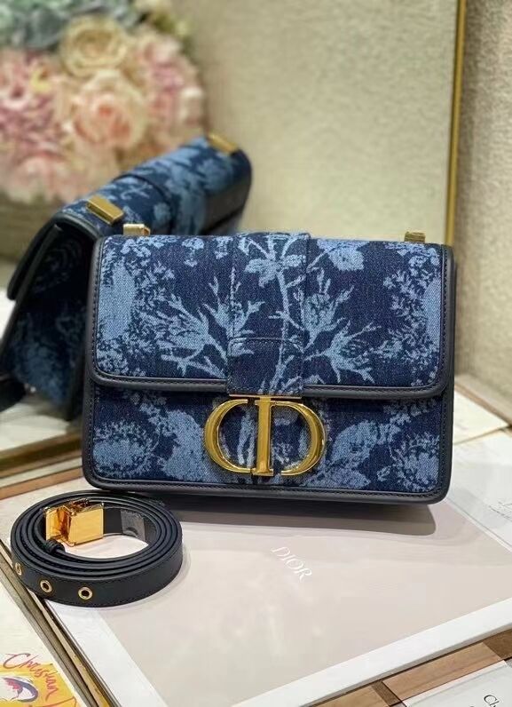 30 MONTAIGNE BAG Blue Dior Flowers Denim M9203UJD