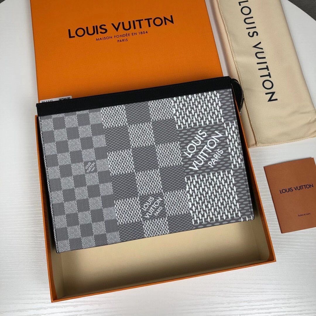 Louis Vuitton Damier Graphite POCHETTE VOYAGE MM M60443 Gray