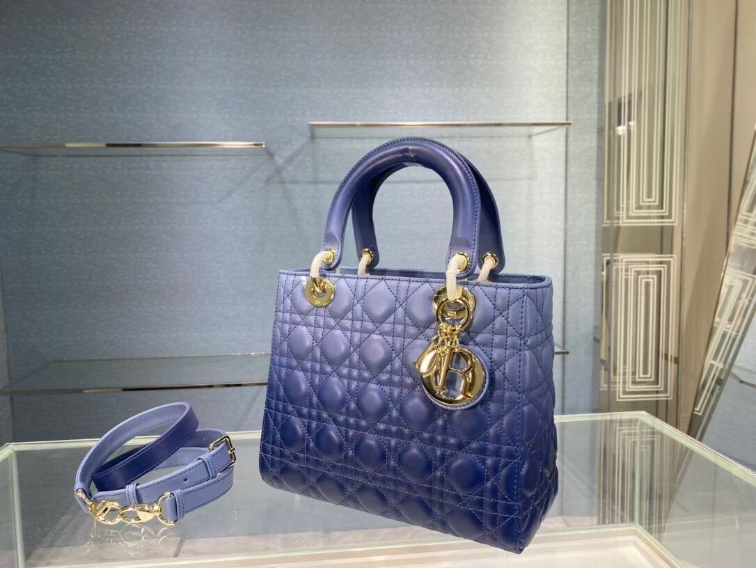 MEDIUM LADY DIOR BAG Gradient Cannage Lambskin M0565OS blue