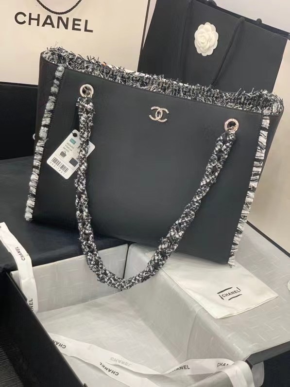 Chanel Original Leather Shopping Bag AS8485 black